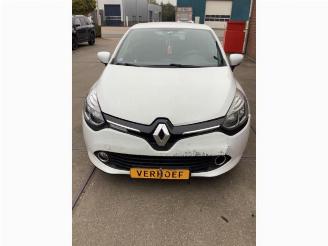 Salvage car Renault Clio Clio IV (5R), Hatchback 5-drs, 2012 / 2021 1.2 16V 2015/7