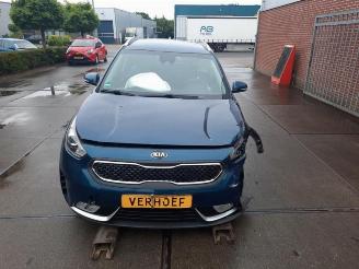 Coche siniestrado Kia Niro Niro I (DE), SUV, 2016 / 2022 1.6 GDI Hybrid 2016/12