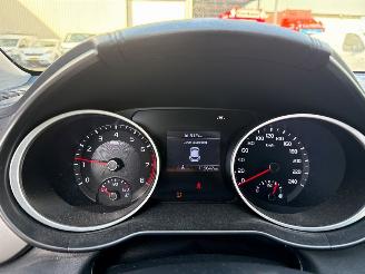 Kia Cee d  picture 11