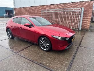 Mazda 3  picture 2
