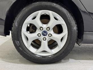 Ford Focus HB 1.0 EcoBoost Titanium Edition picture 15