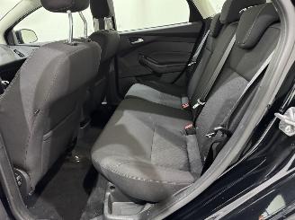 Ford Focus HB 1.0 EcoBoost Titanium Edition picture 14