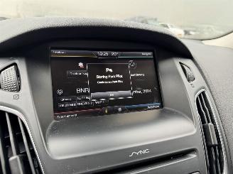 Ford Focus HB 1.0 EcoBoost Titanium Edition picture 41