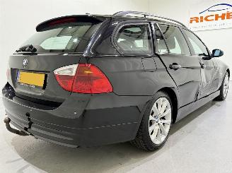BMW 3-serie Touring 320i Executive Aut APK picture 18