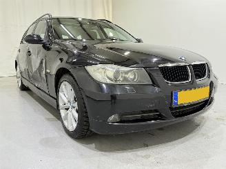 BMW 3-serie Touring 320i Executive Aut APK picture 34