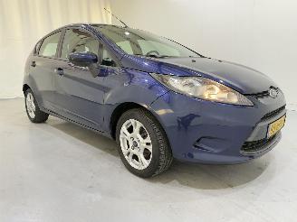 skadebil auto Ford Fiesta 5-Drs 1.25 Limites Airco 2010/10