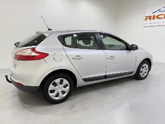 Renault Mégane HB 1.5 dCi FAP Dynamique picture 33