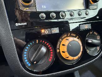 Opel Corsa 1.2 Bi-fuel Color Edition picture 11