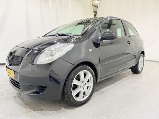 krockskadad bil auto Toyota Yaris 1.3 VVT-i Sol Airco 2006/3