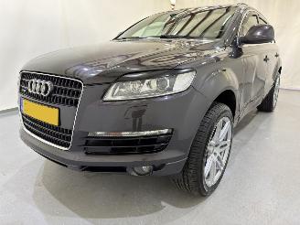 Audi Q7 4.2 FSI QUATTRO 5+2 Design picture 30