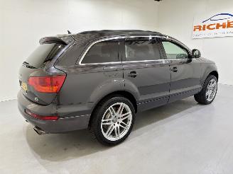Audi Q7 4.2 FSI QUATTRO 5+2 Design picture 6