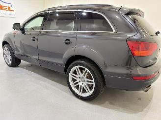 Audi Q7 4.2 FSI QUATTRO 5+2 Design picture 4