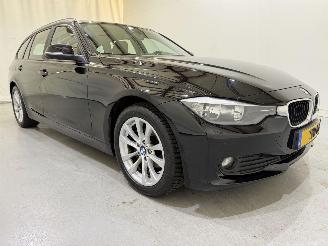 Schadeauto BMW 3-serie Touring 316i Executive Sport 2013/8
