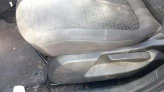 Opel Corsa-E Corsa E, Hatchback, 2014 1.4 16V picture 18