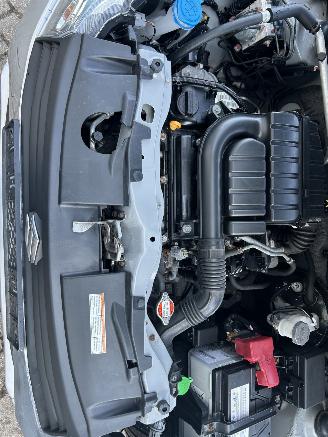 Suzuki Celerio 1.0 picture 10