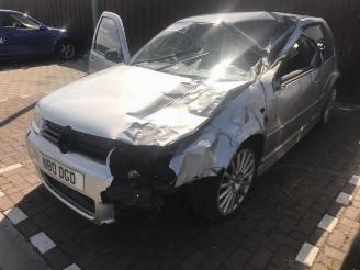 Vrakbiler auto Volkswagen Golf Golf IV 4Motion (1J1), Hatchback, 1997 / 2005 3.2 R32 V6 24V 2004