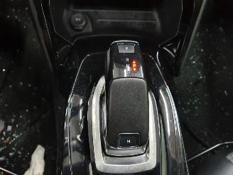Peugeot 2008 P24E 1.2 PT Business Line Allure picture 22