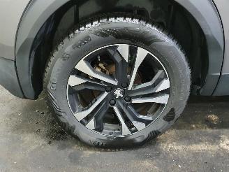 Peugeot 2008 P24E 1.2 PT Business Line Allure picture 25