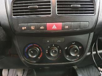 Opel Combo 1.4 EcoFlex L2H1 picture 21