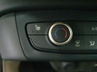 Opel Corsa F 1.2 Edition picture 35