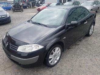Vrakbiler auto Renault Mégane Cabrio Zwart NV676 Onderdelen Deur Bumper 2005/4