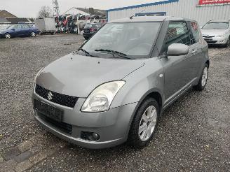 Uttjänta bilar auto Suzuki Swift Grijs ZCD Onderdelen Deur Motorkap 2006/1