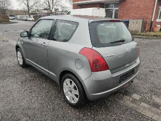 Suzuki Swift Grijs ZCD Onderdelen Deur Motorkap picture 8