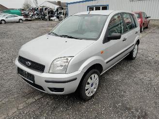 Auto da rottamare Ford Fusion Polar-Silber Onderdelen Bumper Deur 2004/3