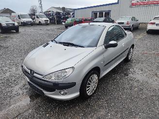 Vrakbiler auto Peugeot 206 CC 1.6 Zilver EZR Onderdelen NFU Motor 2003/2