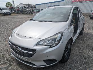 Démontage voiture Opel Corsa E 1.4 2019/4