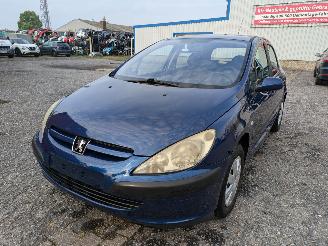 Vrakbiler auto Peugeot 307 1.4 2004/6