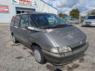 Renault Espace 2.2 picture 3