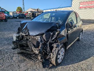 Salvage car Toyota Aygo 1.0 2012/12