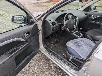 Ford Mondeo 1.8 Turnier picture 9