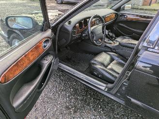 Jaguar XJ 3.2 V8 picture 12