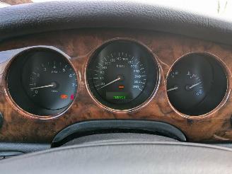Jaguar XJ 3.2 V8 picture 18