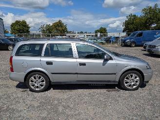 Opel Astra 1.6 picture 4
