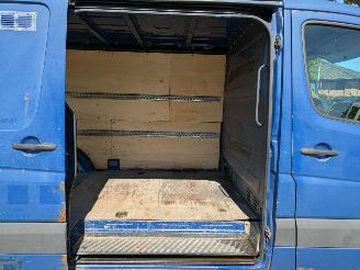 Mercedes Sprinter  picture 11