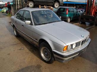 Purkuautot passenger cars BMW 5-serie e34 525 1994