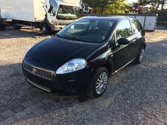 Uttjänta bilar auto Fiat Grande Punto Zwart 891B Sloop Onderdelen Deur Bumper 2009/4