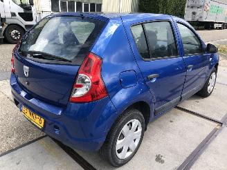 Dacia Sandero 12i E5 AIRCO picture 4