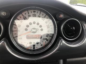 Mini Mini ONE Airco 66kW picture 7