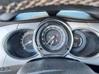 DS Automobiles DS 3  picture 14