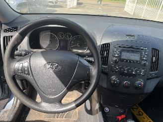 Hyundai I-30 Slechts 155000 km !! picture 17