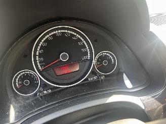 Volkswagen Up!  picture 8