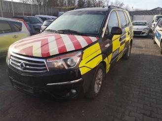 Salvage car Ssang yong Rodius Rodius, MPV, 2005 2.0 e-200 Xdi 16V 4WD 2015