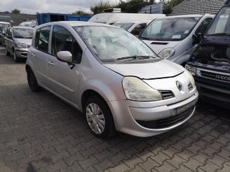 Uttjänta bilar auto Renault Modus Modus/Grand Modus (JP), MPV, 2004 / 2012 1.6 16V 2011