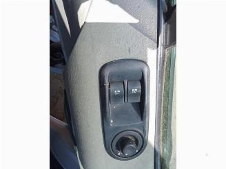 Nissan Primastar Primastar, Van, 2002 2.0 dCi 120 picture 3