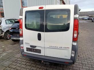 Opel Vivaro Vivaro, Van, 2000 / 2014 2.5 CDTI 16V picture 4