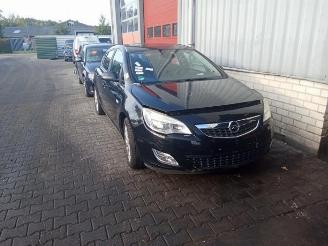 Uttjänta bilar auto Opel Astra Astra J (PC6/PD6/PE6/PF6), Hatchback 5-drs, 2009 / 2015 1.4 16V ecoFLEX 2010/1